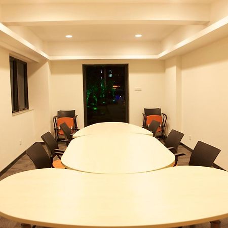 Yuwa Hotel Гуанчжоу Зручності фото