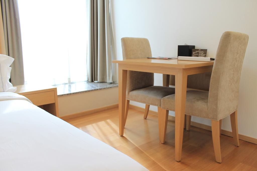 Yuwa Hotel Гуанчжоу Екстер'єр фото